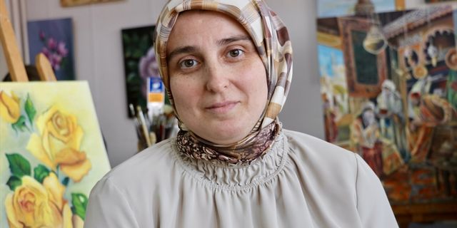 Trafik kazasının yarattığı travmayı resim yaparak atlatmaya çalışıyor