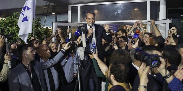 Yunanistan'da Miçotakis seçimi önde götürse de seçmenler ikinci kez sandığa gidecek
