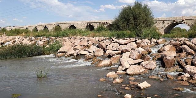 Türkiye'nin en uzun nehri son 4 yılın zirvesinde