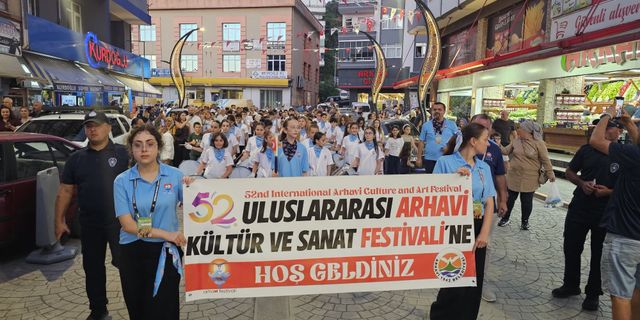 Arhavi’de 52. Festival Coşkusu Başladı