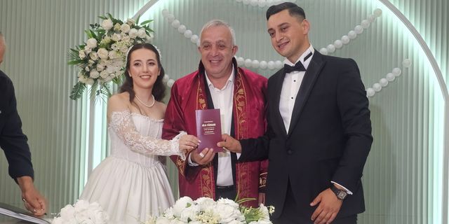 İrem ve Berkan Mutluluğa “Evet” Dedi