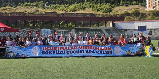 "Uçurtmalar Vurulmasın, Gökyüzü Çocuklara Kalsın"