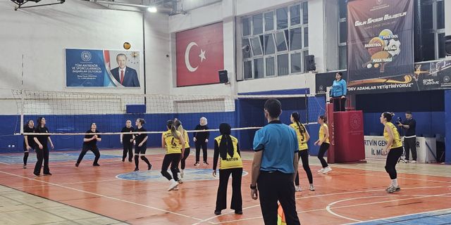 Kamu Spor Oyunları’nda Voleybol Heyecanı