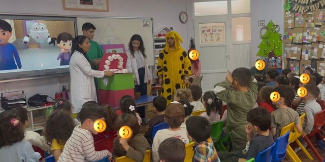 Minik Öğrencilere Ağız ve Diş Sağlığı Eğitimi