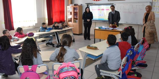 120 depremzede öğrenci ders başı yaptı