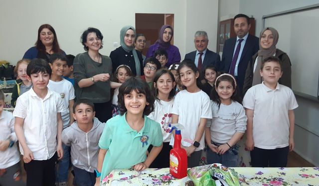 Çoruh İlkokulu üretiyor
