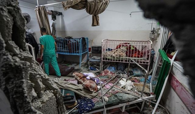 İsrail ordusu, Han Yunus'taki Nasır Hastanesine top ateşiyle saldırı düzenledi