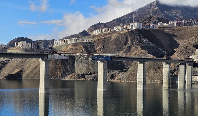 Yusufeli’nin iki yakası bir araya geliyor