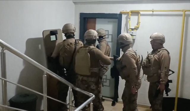Suç Örgütlerine Yönelik "Mahzen-35" Operasyonlarında 46 Şüpheli Yakalandı