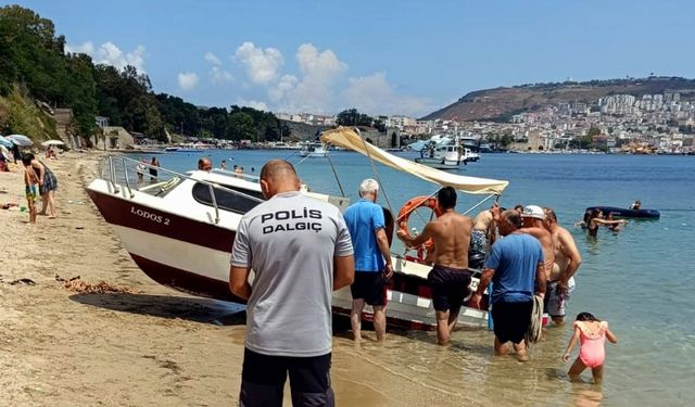 Tekne Alabora Oldu, 6 Kişilik Aile Kurtarıldı