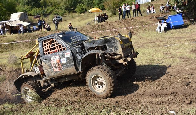 Off-Road Yarışları Büyük İlgi Gördü