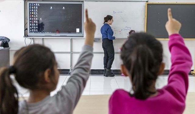315 Bin 856 Öğretmen "Uzman Öğretmen" ve "Başöğretmen" Ünvanı Aldı