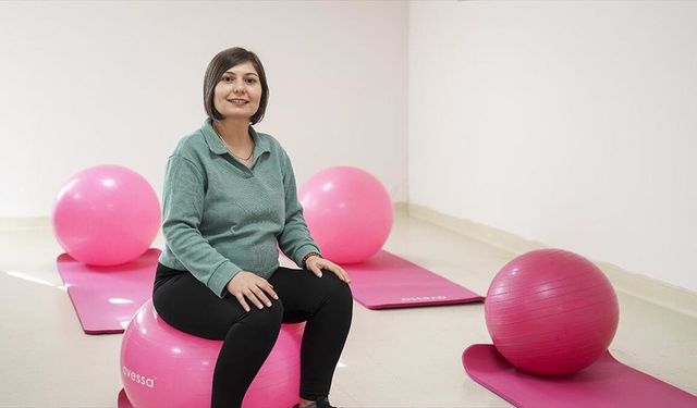 Normal Doğuma Hazırlanan Anne Adaylarının "Gebe Okulu"na İlgisi Artıyor