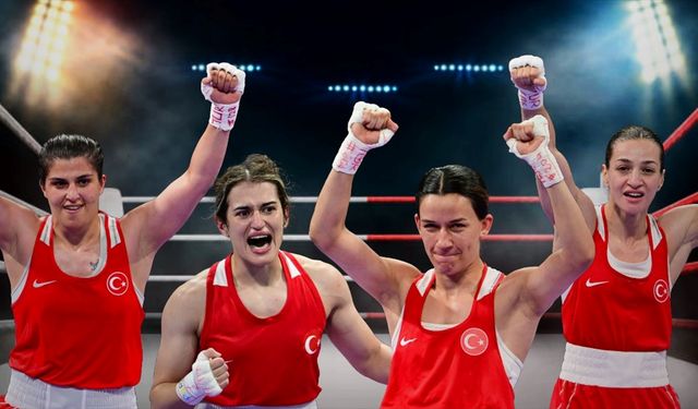 Dünya Kadınlar Boks Şampiyonası'nda "8 Mart" Seremonisi