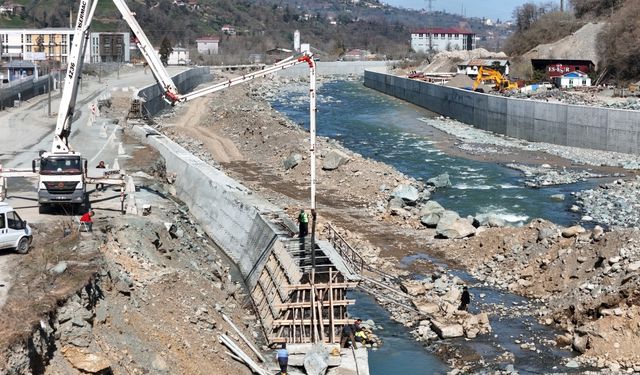 Kapisre Deresi'nde Islah Çalışmaları Devam Ediyor