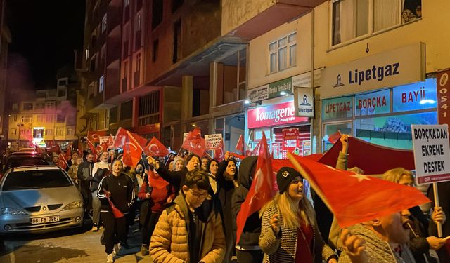 Borçka Halk İradesi İçin Yürüdü: İmamoğlu’na Destek