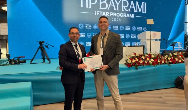 Dr. Levent Genç, Yılın Hekimi Seçildi