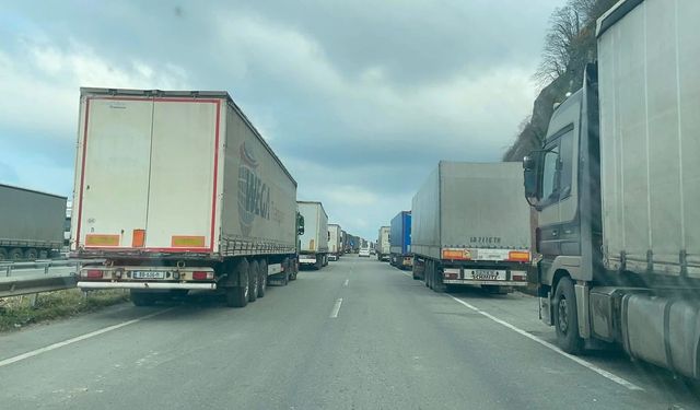 Tır Parkı Krizi: Yeni Alan Şart Aksi Halde Kayıp Kaçınılmaz