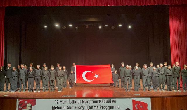 Artvin’de İstiklal Marşı ve Akif’e Anlamlı Anma