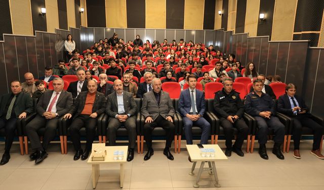 Arhavi'de Sempozyum Düzenlendi