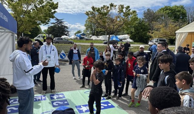 Trabzonsporlu Taraftarlardan UEFA Gençlik Ligi Maçına Yoğun İlgi