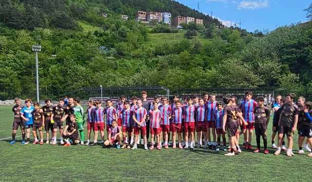 Borçka Trabzonspor, Gürcistan Takımıyla Hazırlık Maçı Yaptı