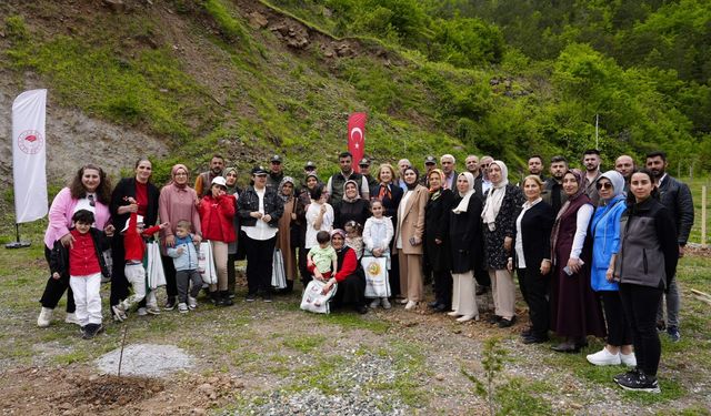 Özel Kalplerden Yeşeren Bayram