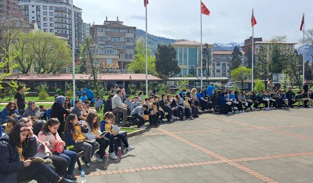 Kütüphane Haftası Renkli Etkinliklerle Kutlandı