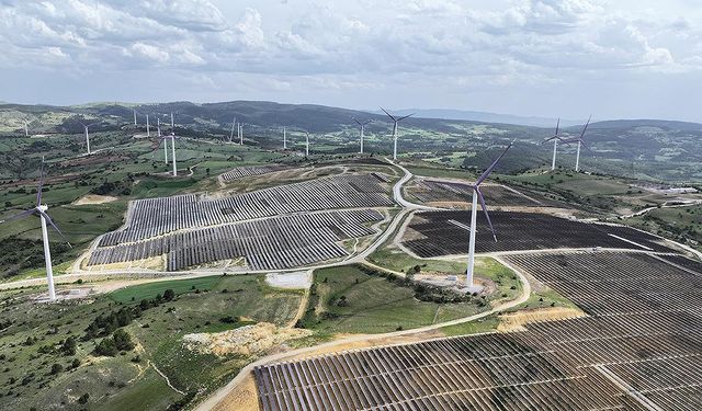 Türkiye Yenilenebilir Enerji Kurulu Gücünü 2035'e Kadar 120 Bin Megavata Çıkarmayı Hedefliyor
