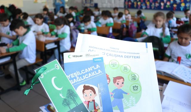 Yeşilay, Trabzon'da 5 bin 798 öğrenciye sağlıklı yaşam eğitimi verdi