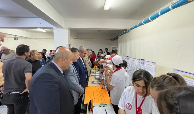 Atatürk Ortaokulu'nda Bilim Şöleni