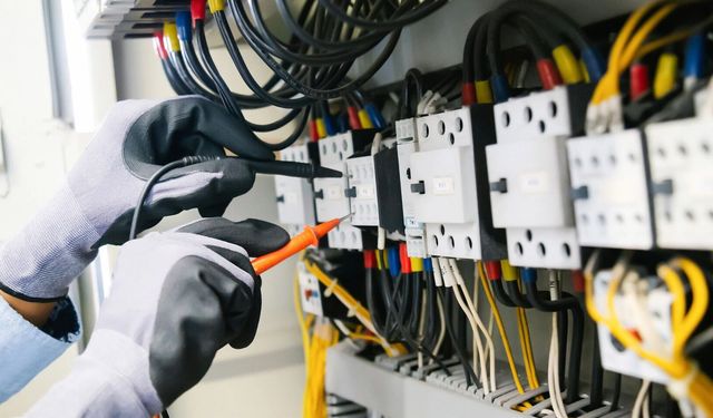 ELEKTRİK TADİLATI İŞLERİ YAPTIRILACAKTIR