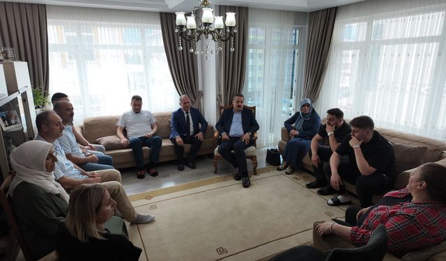 Arhavi’de Taziyede Bulundu