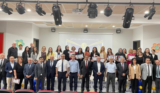 Artvin’de eTwinning Başarıları Ödüllendirildi