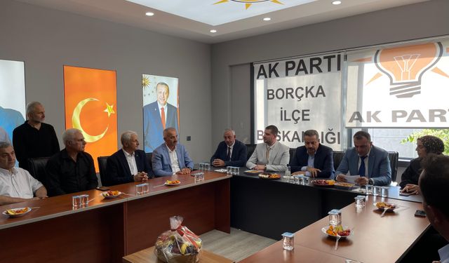 Çelik’ten Borçka İlçe Teşkilatına Ziyaret
