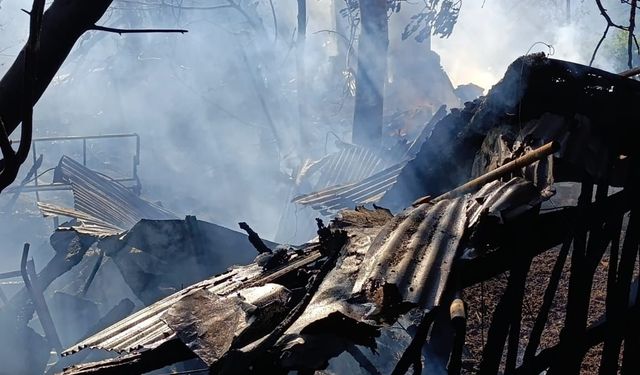 Ardıçlı Köyü’nde Yangın: Bir Ev Kül Oldu