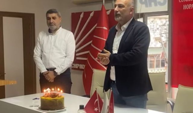 Başkan Cihan’a Doktora Sürprizi
