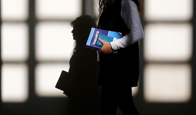 Üniversitelerde Uzaktan ve İkinci Öğretim İçin Katkı Payları ile Öğrenim Ücretleri Belirlendi