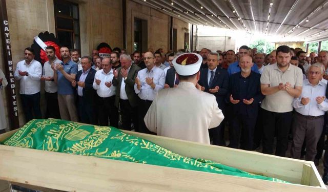 Eski Milletvekili Ayar’ın babası son yolculuğuna uğurlandı