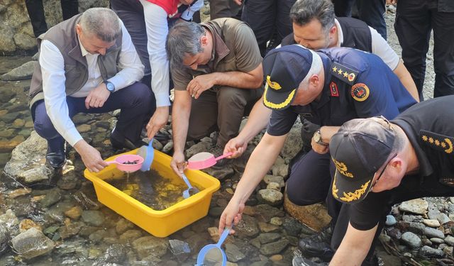 Kırmızı Benekliler Doğayla Buluştu