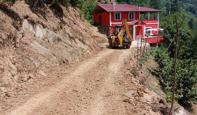 Borçka’da Hizmet Seferberliği Sürüyor