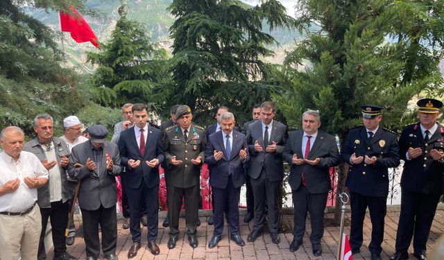 15 Temmuz’da Garnizon Şehitliğine Ziyaret