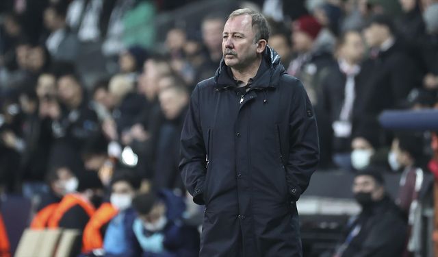 Beşiktaş'ta teknik direktörlük görevine Sergen Yalçın getirildi