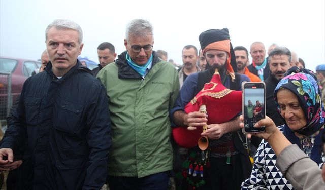 Sağlık Bakanı Memişoğlu, 'Ekşioğlu Vakfı 25. Ovit Yayla Şenlikleri'nde Konuştu