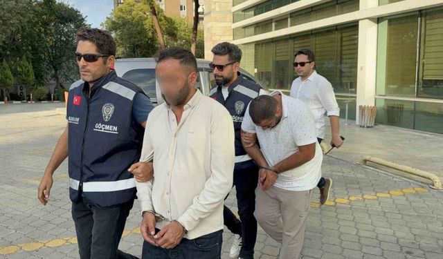 Göçmen kaçakçılığından cezaevinden yeni çıkan 2 kişi yine göçmen kaçakçılığı yaparken yakalandı