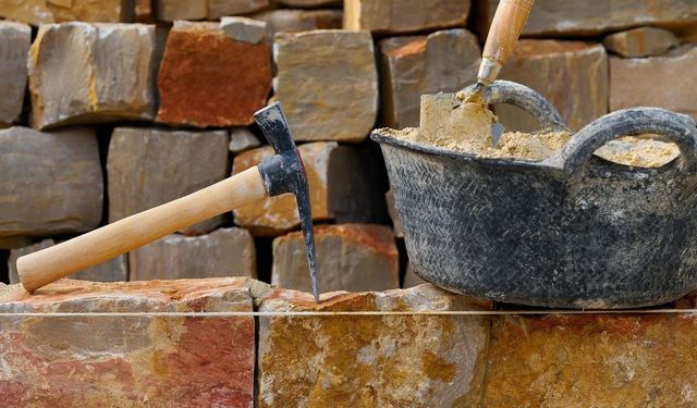 DUVAR İŞLERİ YAPTIRILACAKTIR