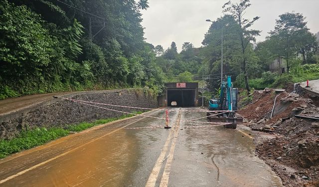 Artvin'de Sağanak Hayatı Olumsuz Etkiledi