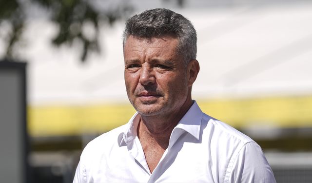 Fenerbahçe Kulübünde başkan seçilen Sadettin Saran, futbolcularla bir araya gelecek