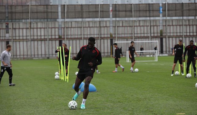 Samsunspor, UEFA Konferans Ligi grubundan çıkmak istiyor
