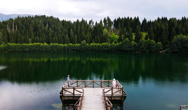 Doğanın Kalbinde Huzur: Karagöl Ziyaretçilerini Mest Etti